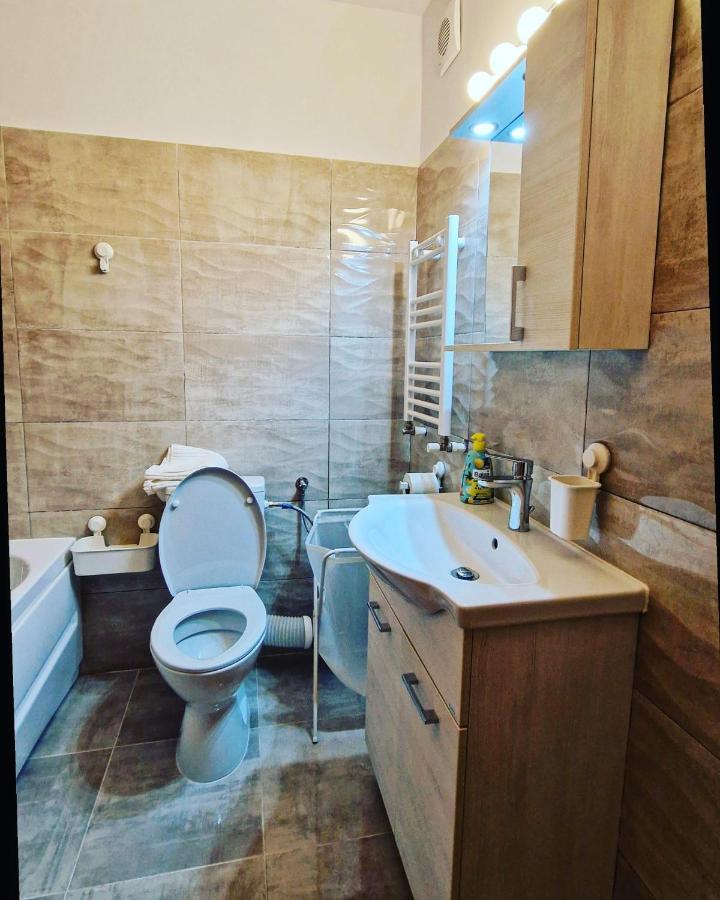 Lux & Confort - Apartament 3 Camere Бухарест Экстерьер фото
